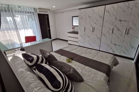 Кондоминиум с 1 спальней в Банг Раке, Бангкок, Таиланд № 76840 - фото 4
