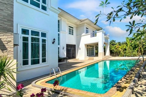 Casa de 4 dormitorios en Pak Kret, Tailandia № 124864 - foto 6