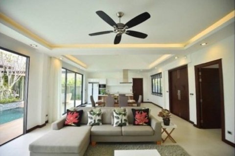 Chalet de 3 dormitorios en Phuket, Tailandia № 132442 - foto 3