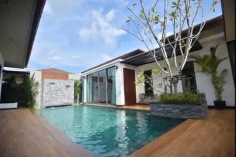 Chalet de 3 dormitorios en Phuket, Tailandia № 132442 - foto 2