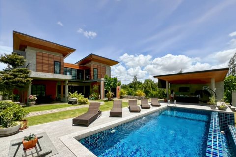 Villa in Hua Hin, Thailand 5 Schlafzimmer № 132443