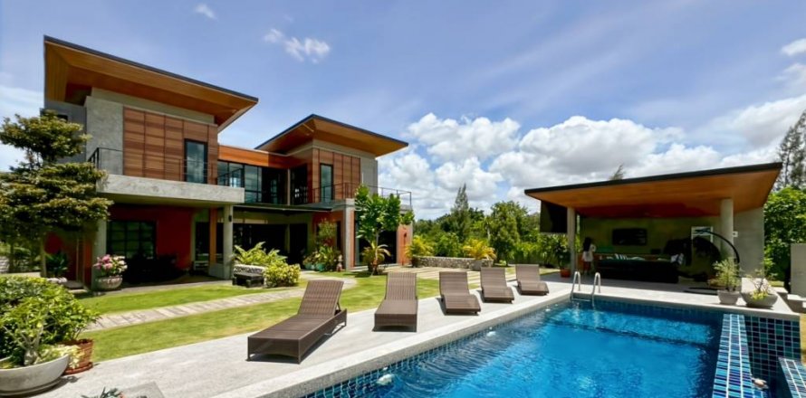 Chalet de 5 dormitorios en Hua Hin, Tailandia № 132443