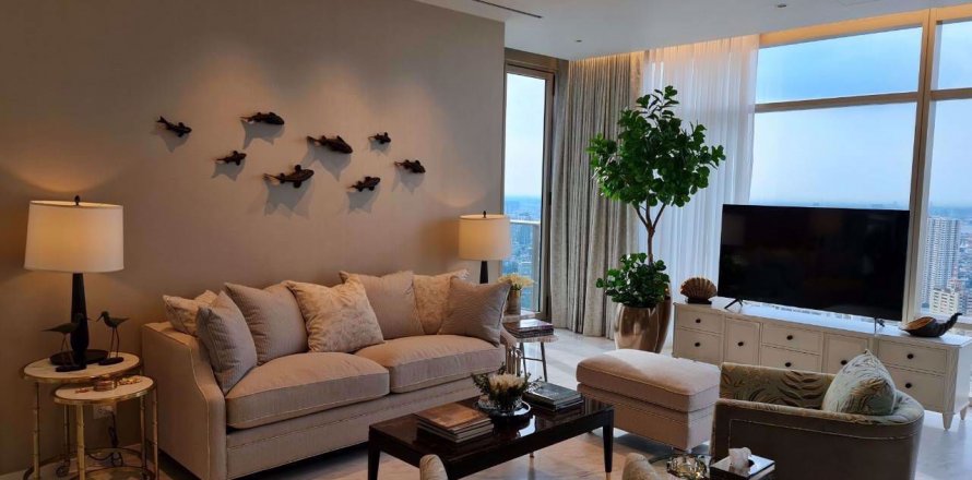 Condominio de 2 dormitorios en Bangkok, Tailandia en Four Seasons Private Residences  № 77579
