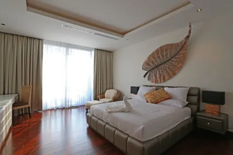 Chalet de 3 dormitorios en Phuket, Tailandia № 107729 - foto 22