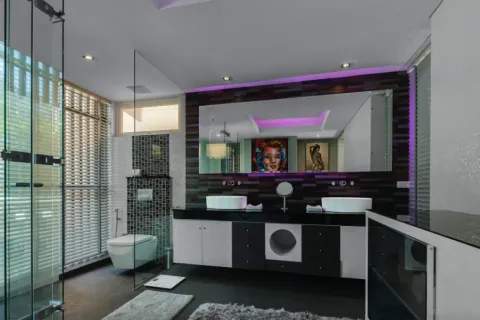 Chalet de 3 dormitorios en Phuket, Tailandia № 107728 - foto 18