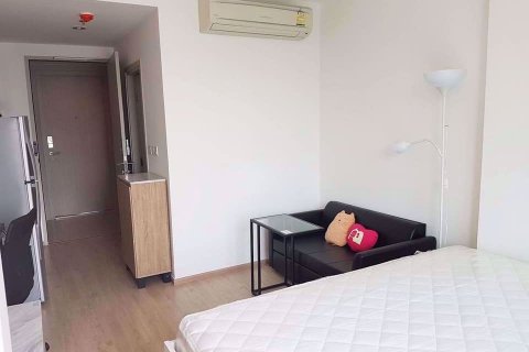 Studio in the Condo in Bang Rak, Bangkok, Thailand № 104573 - photo 2