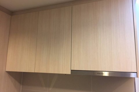 Condominio de 1 dormitorio en Bangkok, Tailandia № 132477 - foto 4