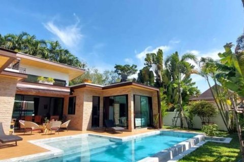 Chalet de 4 dormitorios en Phuket, Tailandia № 132478 - foto 2