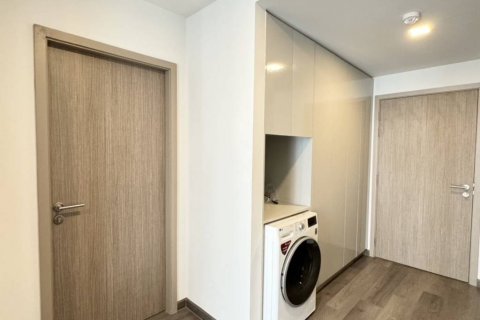 Condominio de 1 dormitorio en Bangkok, Tailandia № 132476 - foto 2