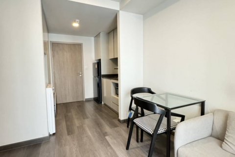 Condominio de 1 dormitorio en Bangkok, Tailandia № 132476 - foto 3