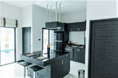 Chalet de 3 dormitorios en Pran Buri, Tailandia № 125792 - foto 4
