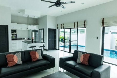 Chalet de 3 dormitorios en Pran Buri, Tailandia № 125792 - foto 2