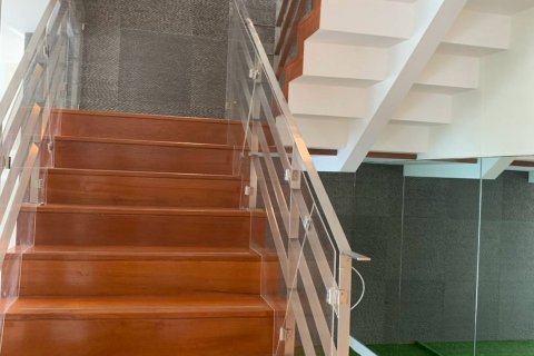 อพาร์ตเมนต์ในปทุมวัน, กรุงเทพฯ, ประเทศไทย 5 ห้องนอน № 124047 - รูปถ่าย 15