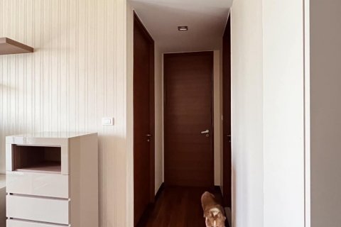 Condominio de 2 dormitorios en Khlong Toei, Bangkok, Tailandia № 124050 - foto 4