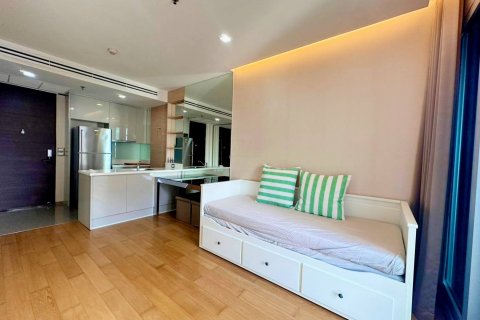 Condominio de 1 dormitorio en Ratchathewi, Bangkok, Tailandia № 124052 - foto 8