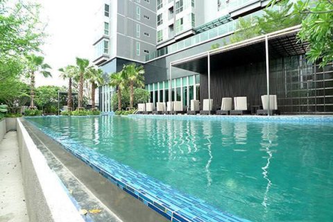 Condominio de 1 dormitorio en Ratchathewi, Bangkok, Tailandia № 124052 - foto 2