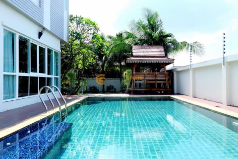 Estudio en Pattaya, Tailandia № 100283 - foto 2