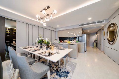 Condominio de 3 dormitorios en Watthana, Bangkok, Tailandia № 132282 - foto 12