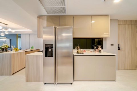 Condominio de 3 dormitorios en Watthana, Bangkok, Tailandia № 132282 - foto 11