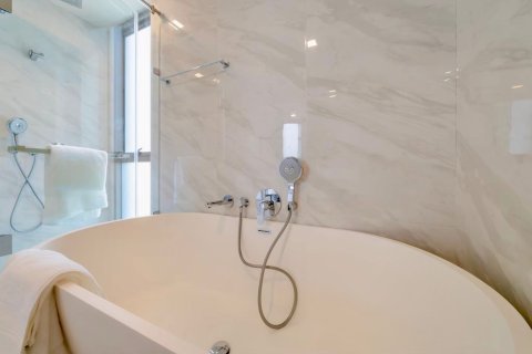 Condominio de 3 dormitorios en Watthana, Bangkok, Tailandia № 132282 - foto 5
