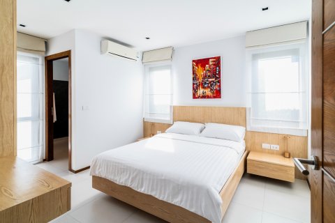 Villa in Phuket, Thailand 3 Schlafzimmer № 132281 - Foto 20