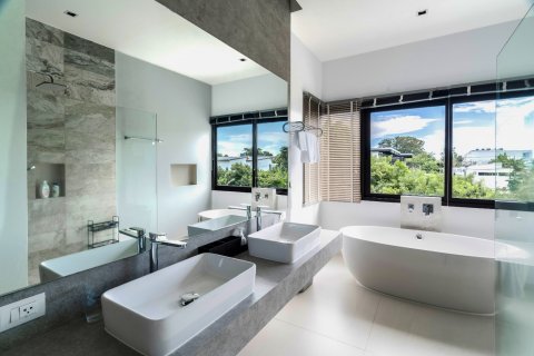 Villa in Phuket, Thailand 3 Schlafzimmer № 132281 - Foto 21