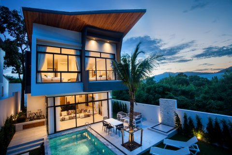 Villa in Phuket, Thailand 3 Schlafzimmer № 132281 - Foto 2