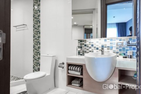 Condominio de 2 dormitorios en Pattaya, Tailandia № 132285 - foto 16