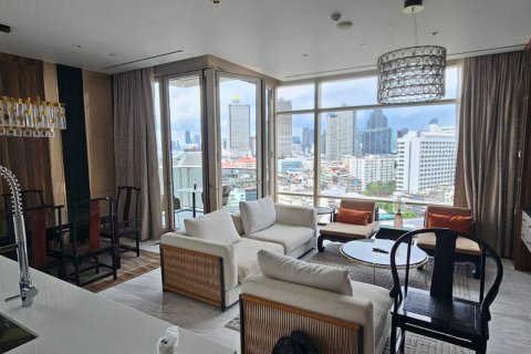 คอนโดมิเนียมในสาทร, กรุงเทพฯ, ประเทศไทย, 4 ห้องนอน № 132280 - รูปถ่าย 2