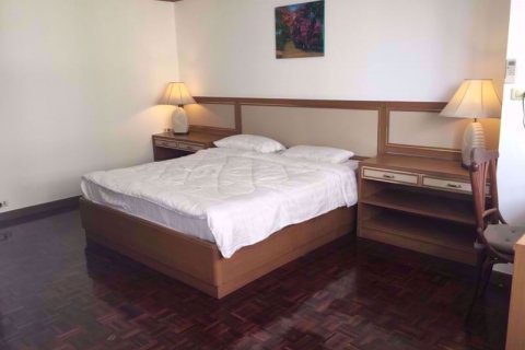 Condominio de 3 dormitorios en Watthana, Bangkok, Tailandia № 77039 - foto 6