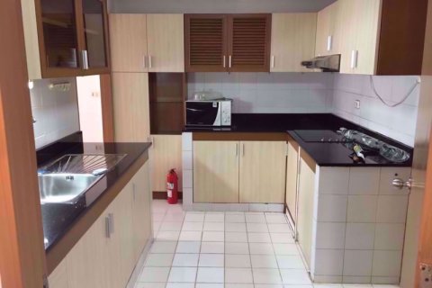 Condominio de 3 dormitorios en Watthana, Bangkok, Tailandia № 77039 - foto 5