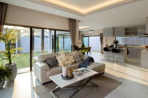 Villa in Pattaya, Thailand 3 Schlafzimmer № 124386 - Foto 2