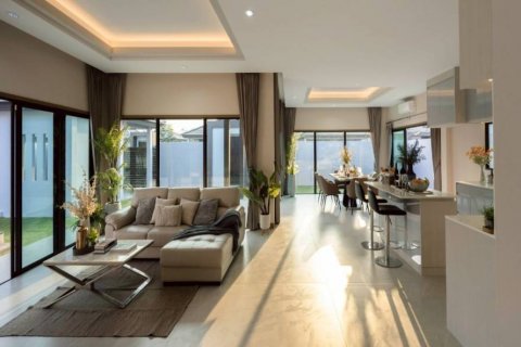 Villa in Pattaya, Thailand 3 Schlafzimmer № 124386 - Foto 5