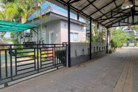 Hotel en Sattahip, Tailandia № 124387 - foto 5