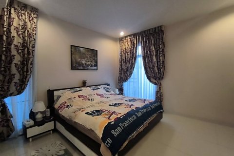 Casa de 3 dormitorios en Bang Lamung, Tailandia № 101651 - foto 28