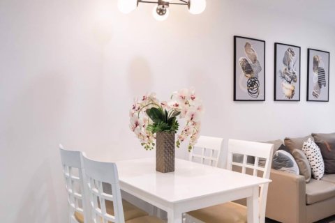 Condominio de 2 dormitorios en Khlong Toei, Bangkok, Tailandia № 85064 - foto 8