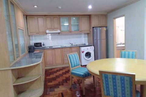 Condo in Watthana, Bangkok, Thailand, 2 bedrooms  № 76127 - photo 5
