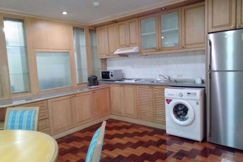 Condo in Watthana, Bangkok, Thailand, 2 bedrooms  № 76127 - photo 6