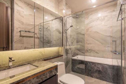 Condominio de 1 dormitorio en Watthana, Bangkok, Tailandia № 76128 - foto 9