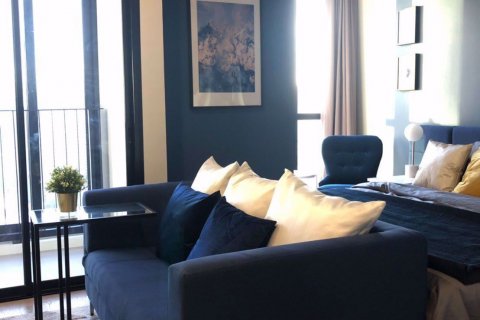 Condominio de 1 dormitorio en Bang Rak, Bangkok, Tailandia № 76123 - foto 2