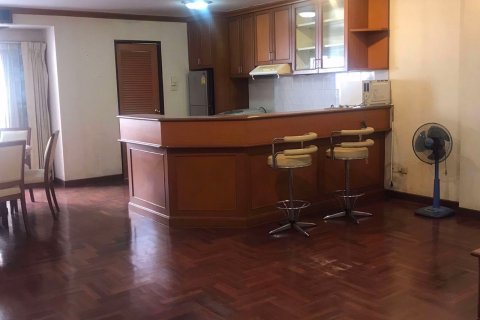 Condominio de 2 dormitorios en Watthana, Bangkok, Tailandia № 76126 - foto 5