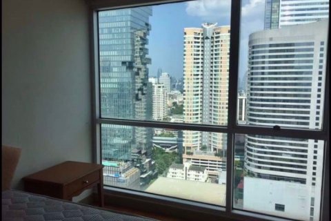 Condominio de 1 dormitorio en Bang Rak, Bangkok, Tailandia № 76124 - foto 4