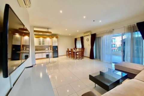 Condominio de 3 dormitorios en Pattaya, Tailandia № 85394 - foto 15