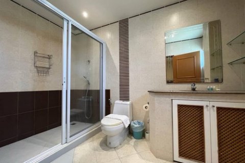 Condominio de 3 dormitorios en Pattaya, Tailandia № 85394 - foto 11