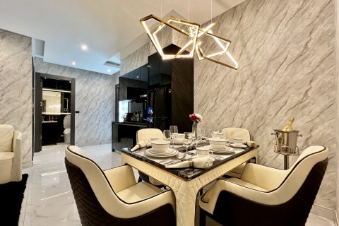 Apartamento de 2 dormitorios en Pattaya, Tailandia № 101408 - foto 5