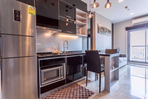 Condominio de 1 dormitorio en Khlong Toei, Bangkok, Tailandia № 76672 - foto 7