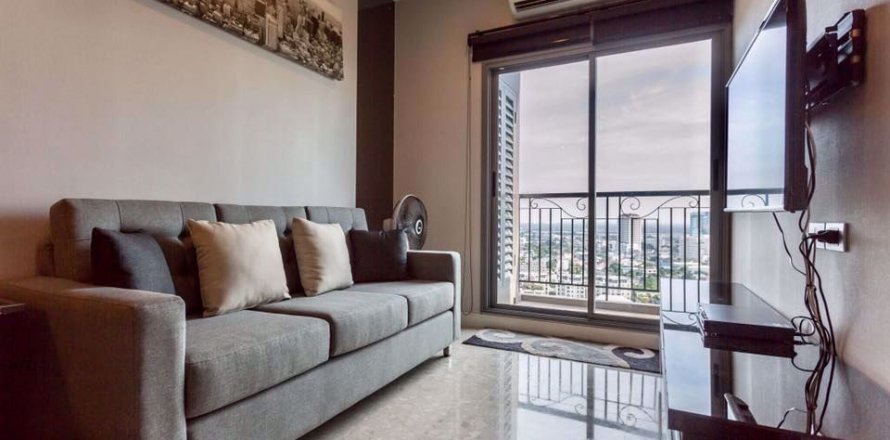 Condominio de 1 dormitorio en Khlong Toei, Bangkok, Tailandia № 76672