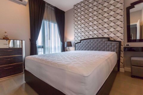 Condominio de 1 dormitorio en Khlong Toei, Bangkok, Tailandia № 76672 - foto 9