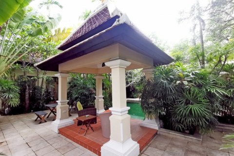 Casa de 2 dormitorios en Pattaya, Tailandia № 79423 - foto 5