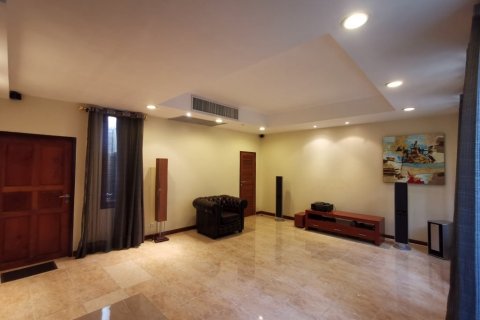 Casa de 2 dormitorios en Pattaya, Tailandia № 79423 - foto 19